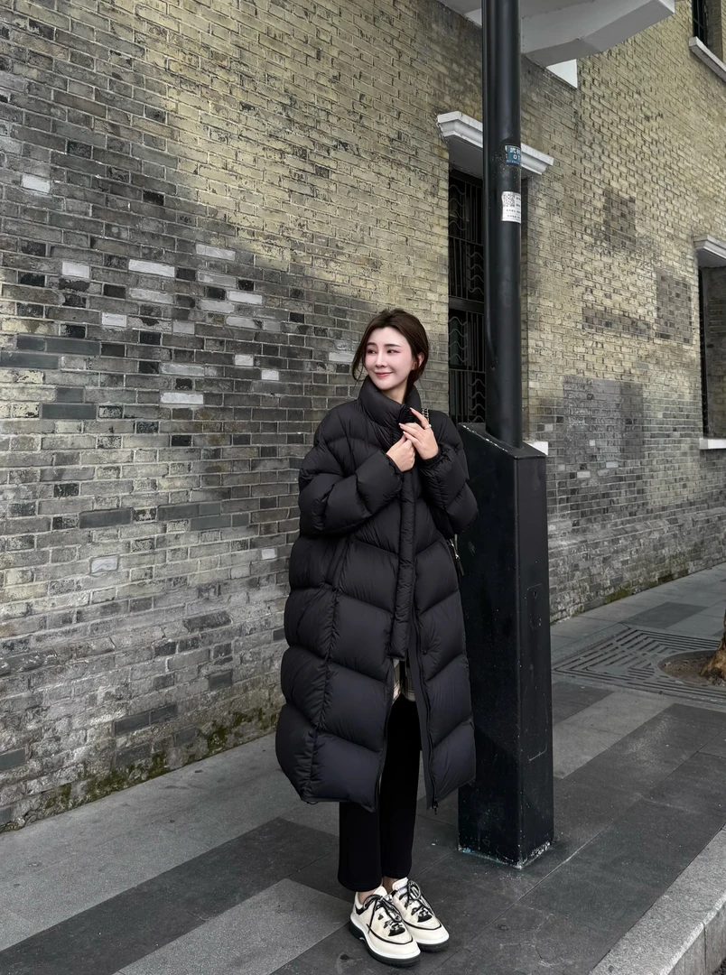 NINGLYNN  STUDIO新款女士宽松黑色慵懒风长款羽绒服女360109