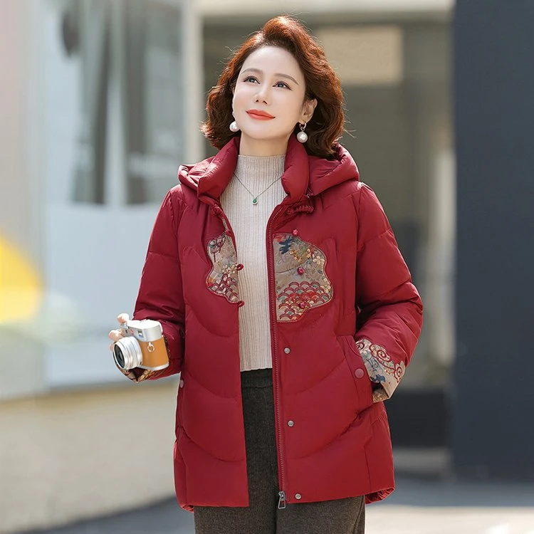 中老年女士冬季加厚保暖连帽棉服宽松大码绣花设计外套舒适时尚棉
