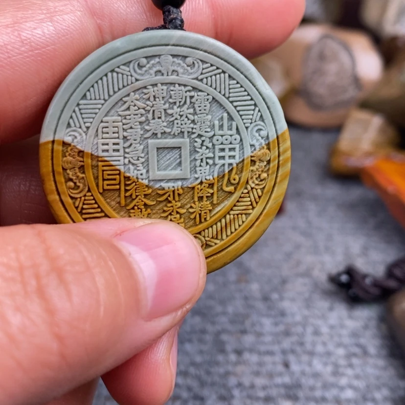 【闪购商品】原石雕刻手把件