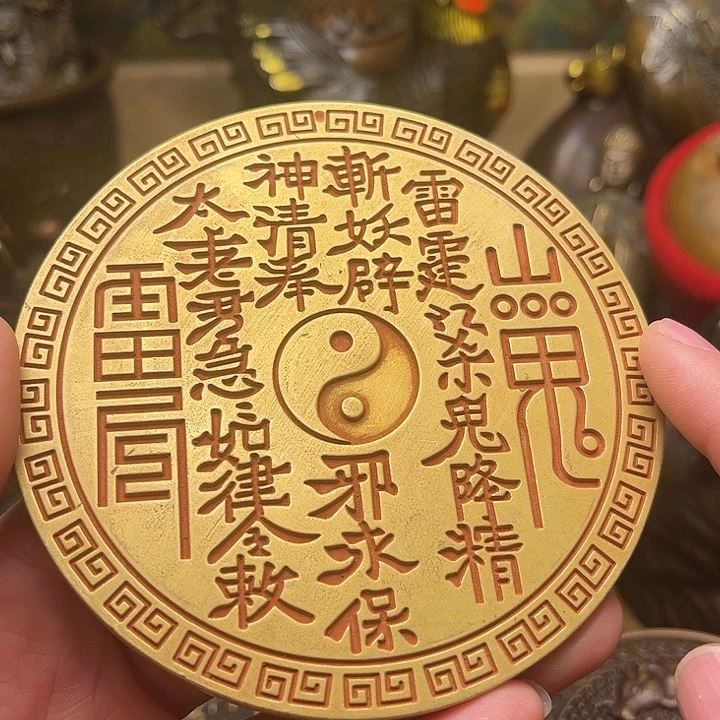 精美铜器批发档口