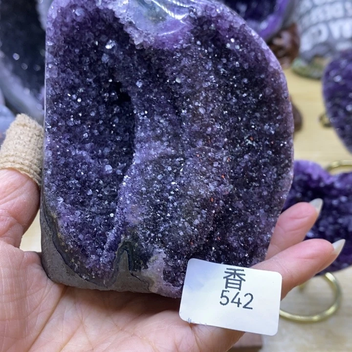 水晶大型摆件（非配饰）未镶嵌