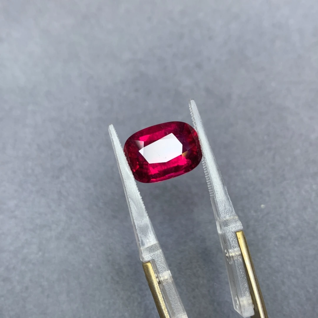 裸石未镶嵌碧玺5.91ct卢比莱