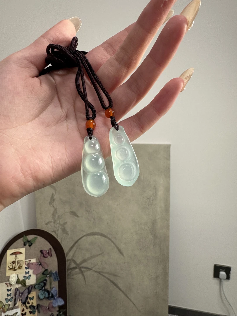 【天然玛瑙玉髓】年轻百搭气质福豆吊坠