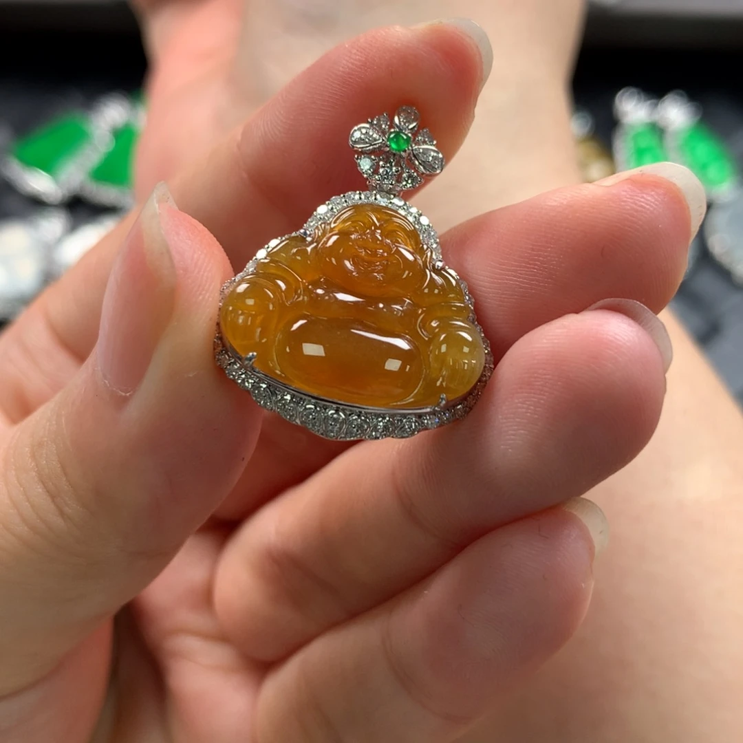 翡翠配石黄翡佛公