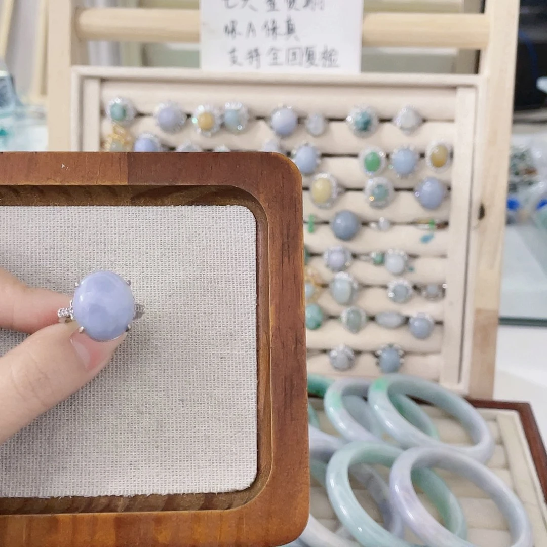 颈饰未镶嵌翡翠天然翡翠Ａ货