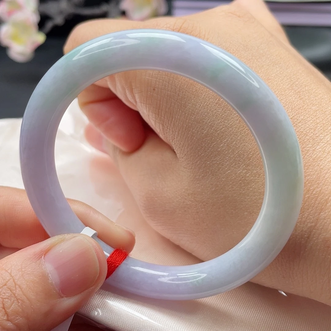 翡翠未镶嵌手镯（圆镯）54.2