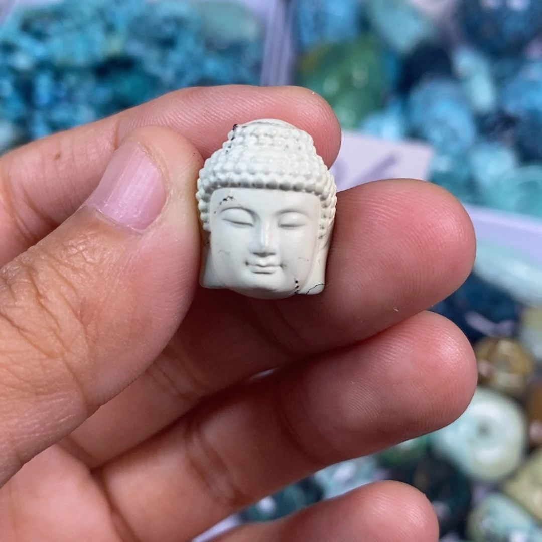 用***9绿松石未镶嵌颈饰