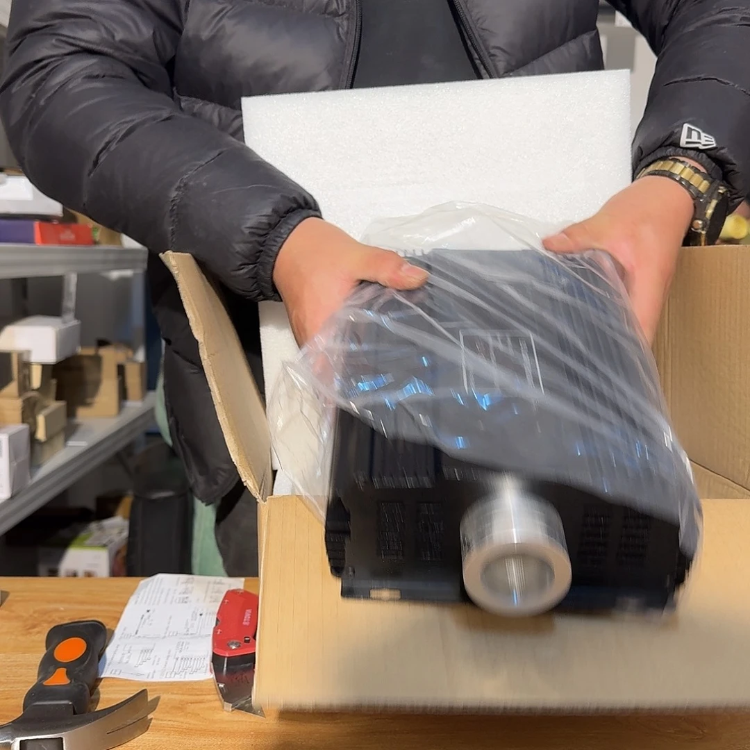 嗷嗷嗷嗷炸炸炸011