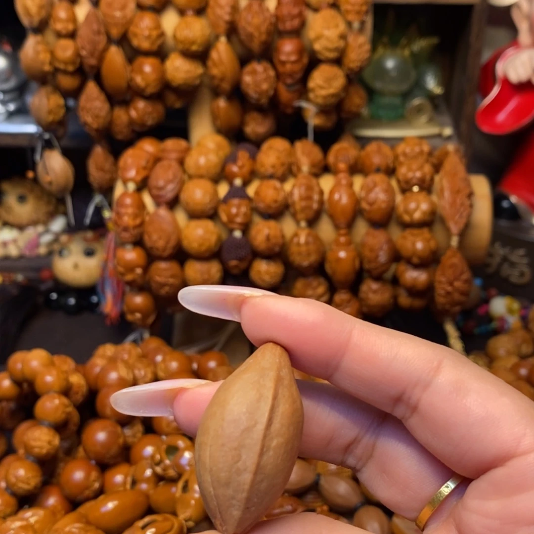 看***雨橄榄核手串/手链恭喜发财