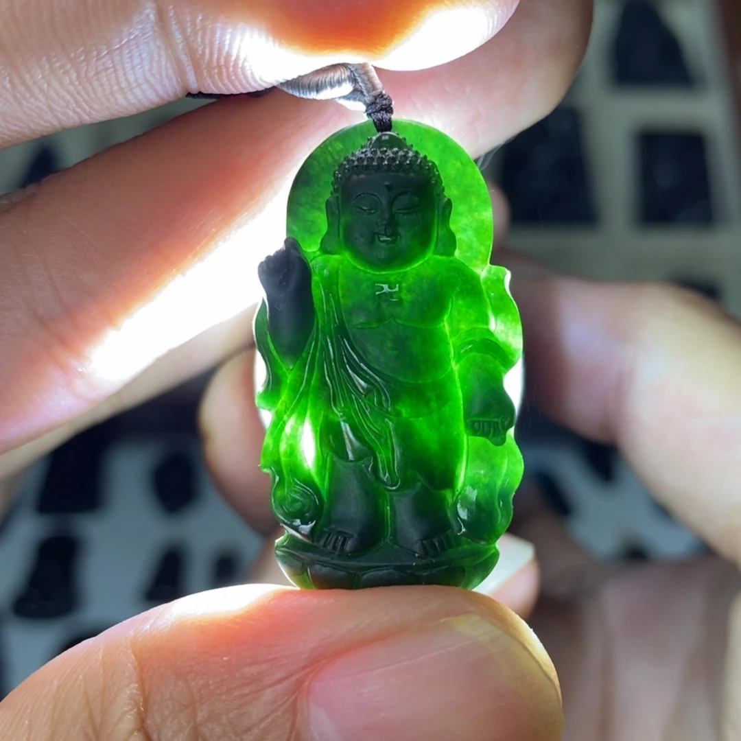 翡翠未镶嵌吊坠(赠链)