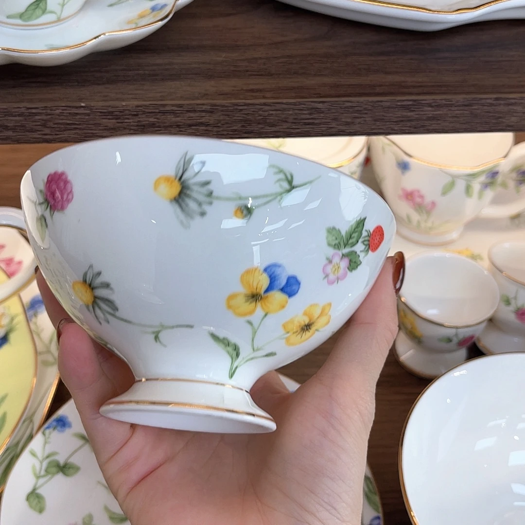 自***鱼骨瓷饭碗//////////：