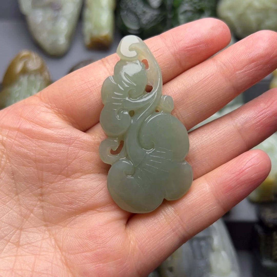 和田玉未镶嵌挂件