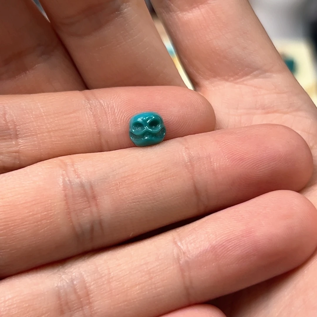 诚***车绿松石未镶嵌配饰