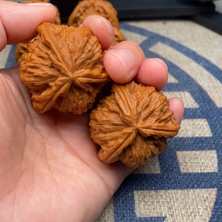 吊坠文玩核桃淞三棱