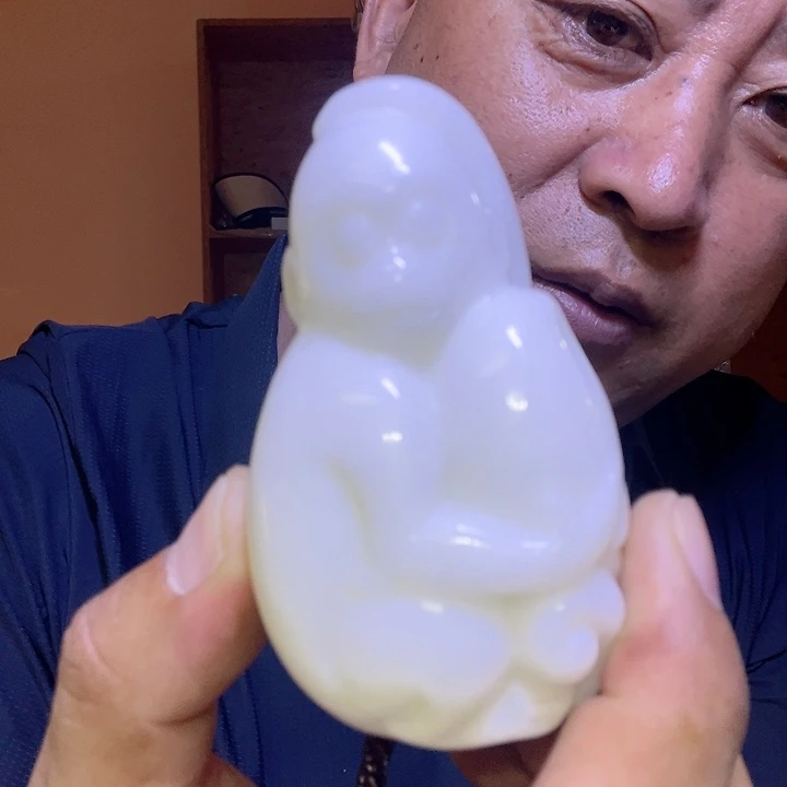 吉***、蛇纹石玉未镶嵌手把件