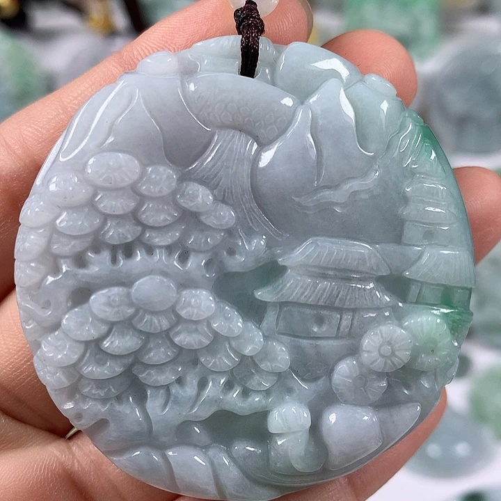 翡翠未镶嵌颈饰山水两面工艺福利