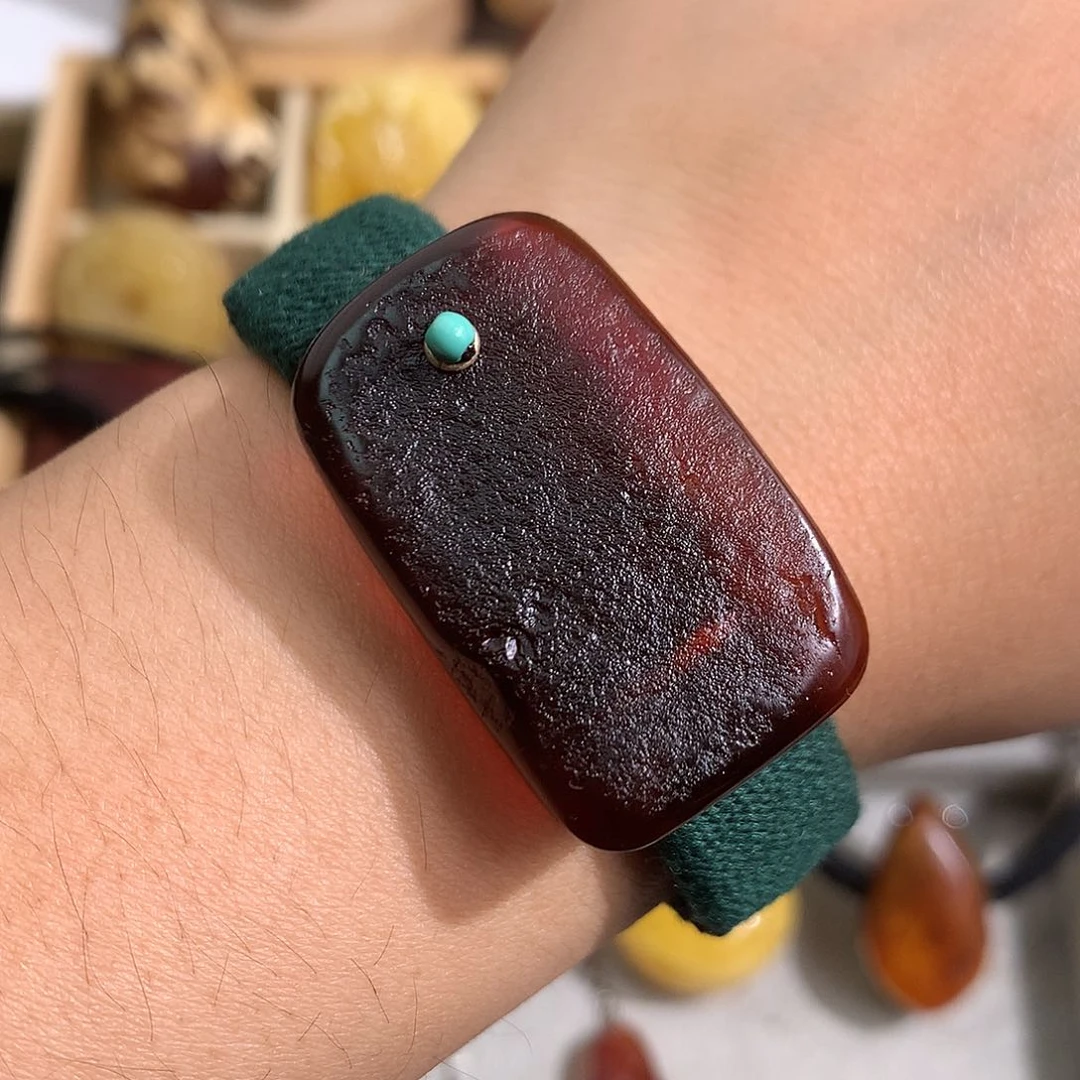 蜜蜡裸石未镶嵌星**蹈你