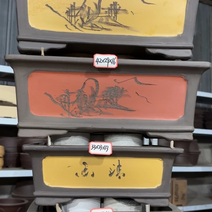 紫砂花盆138-4。