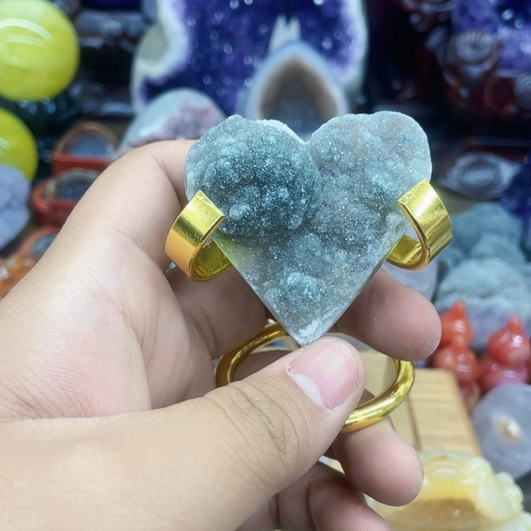 紫晶未镶嵌大型摆件（非配饰）