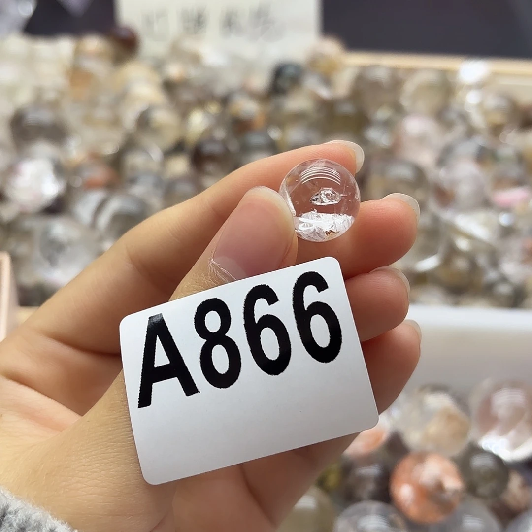姜***人水晶珠宝半成品未镶嵌866
