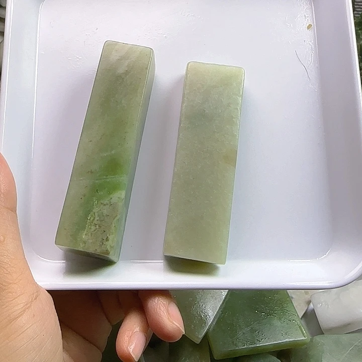 尚***士和田玉未镶嵌挂件