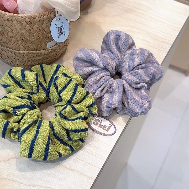 布艺非金属蓝绿条纹和淡紫色条纹发圈毛线