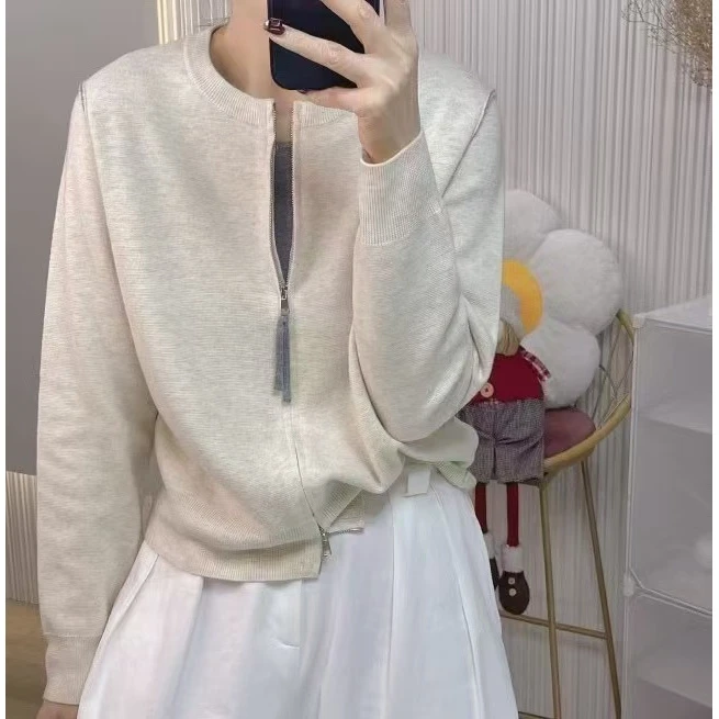 B 门店51&9！敏感肌来穿」易德细羊毛/超细腻双拉链针织开衫 T4444