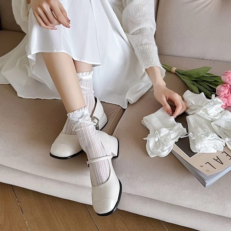 少女风小白袜可爱高颜值百搭蕾丝蝴蝶结甜美公主风袜子白色中筒袜