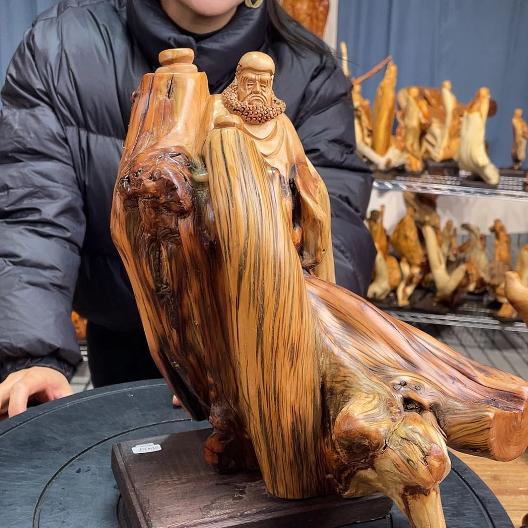 柏木（崖柏）随型艺术根雕