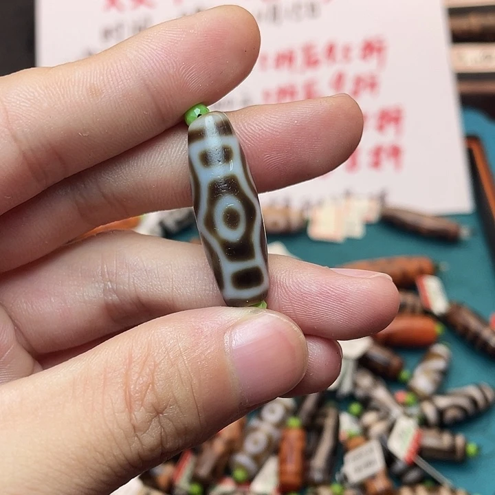 未镶嵌玛瑙/玉髓珠宝半成品蓬**物