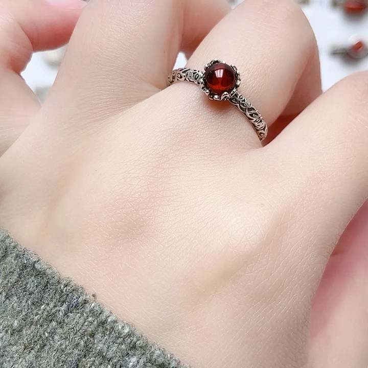 血珀戒指银S925镶嵌天然