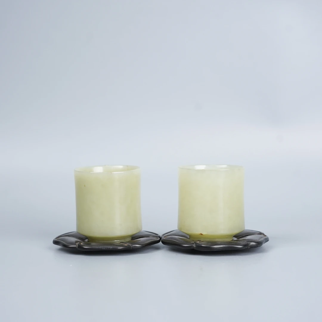 Lot036清代和田黄玉杯一对