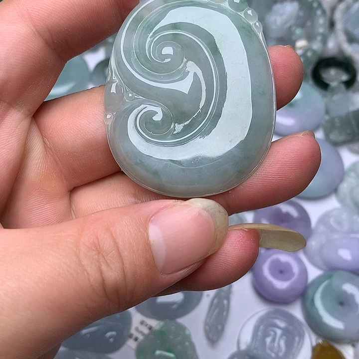 翡翠未镶嵌颈饰天然翡翠