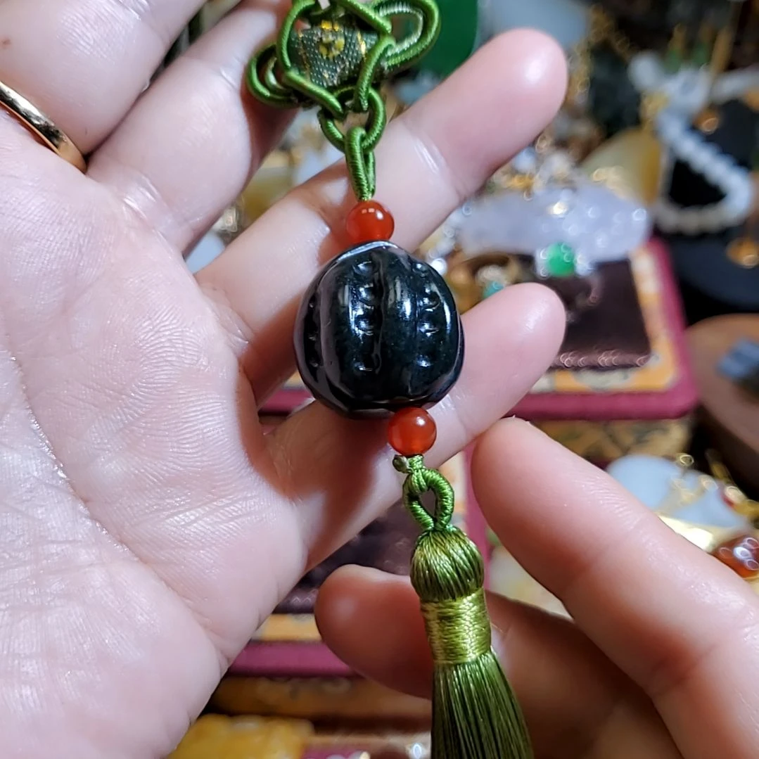 【闪购商品】颈饰未镶嵌和田玉y****?车挂