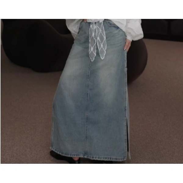 卢尚原创双开叉蕾丝腰带牛仔半裙8173