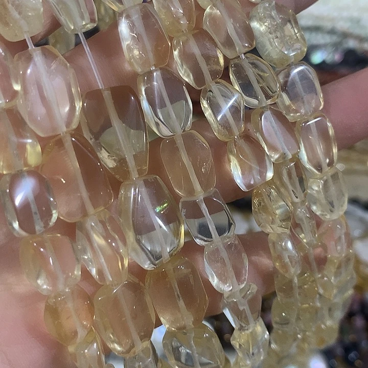 一条天然黄水切面方块