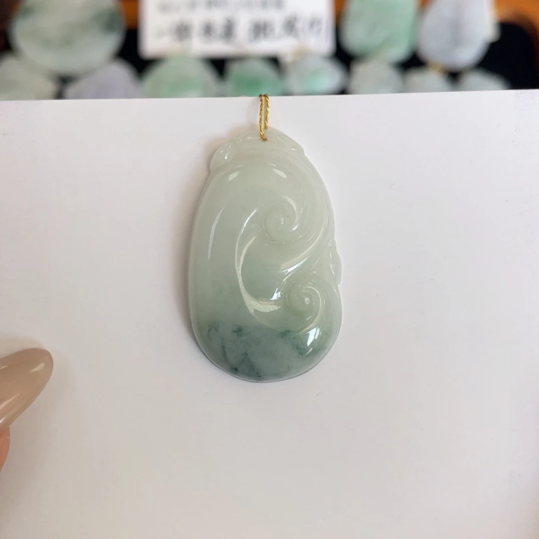 颈饰未镶嵌翡翠如意