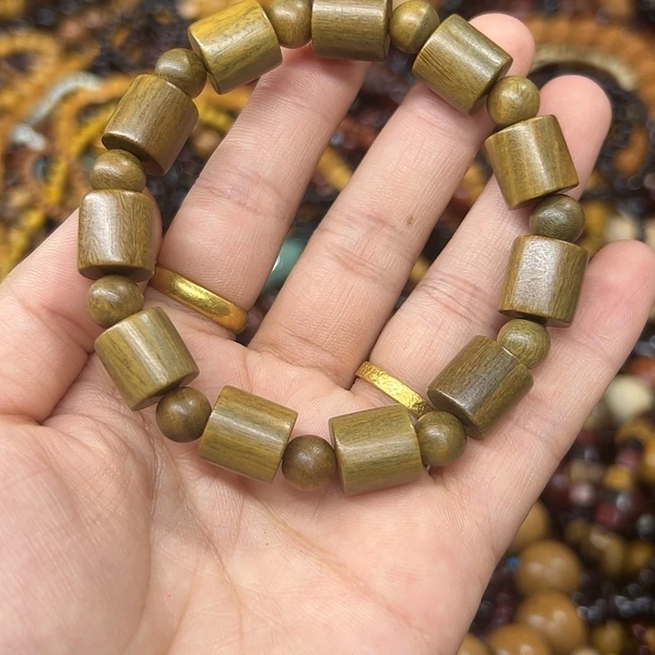 维腊木（绿檀）无事牌