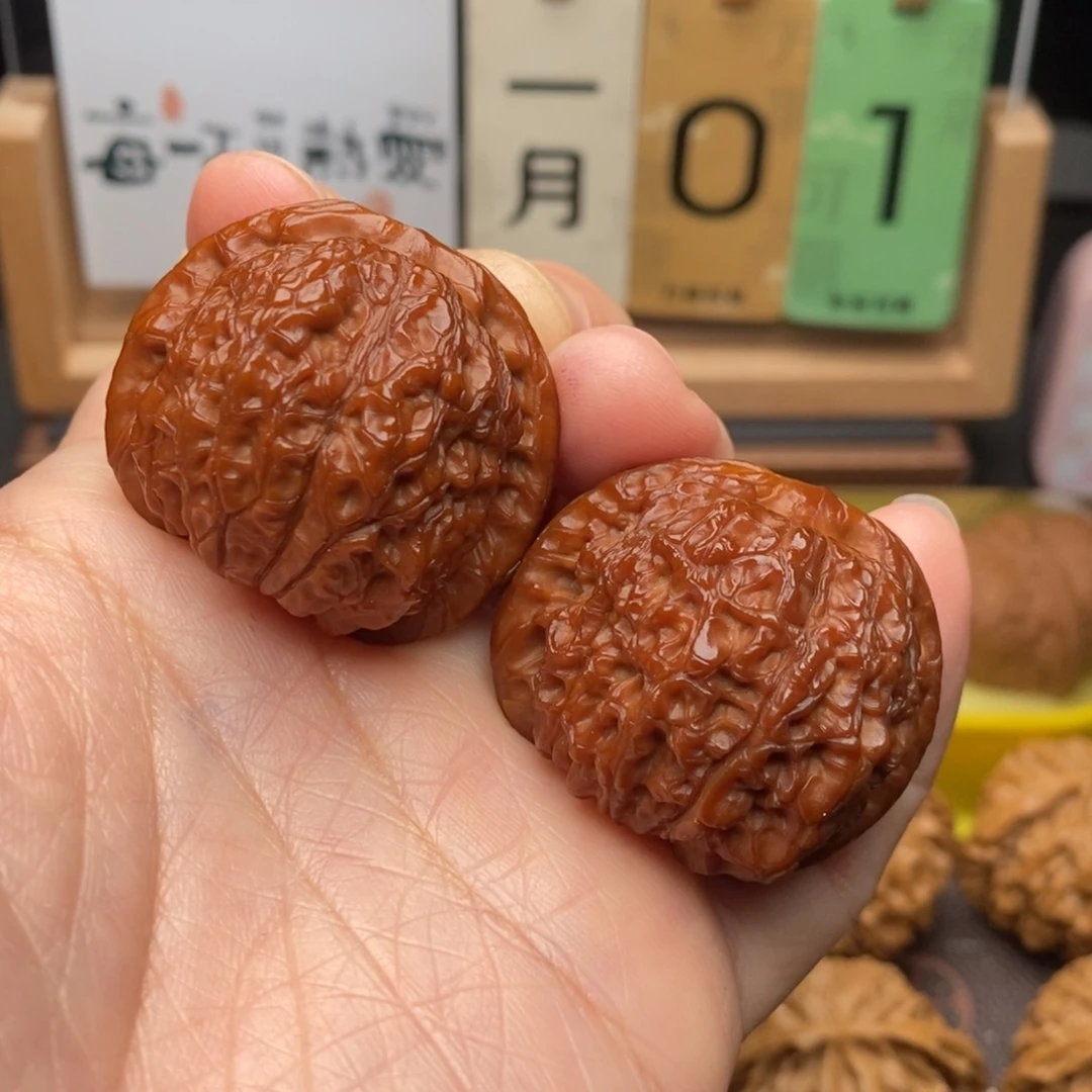 不***叉文玩核桃把件血麒麟40