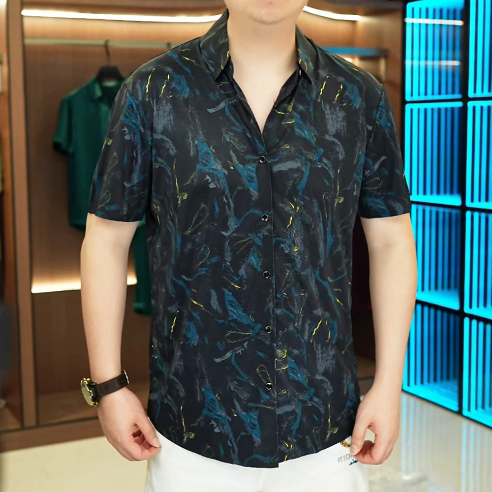 2025男士夏季新款春夏冰丝短袖衬衫休闲百搭薄款翻领时尚衬衫