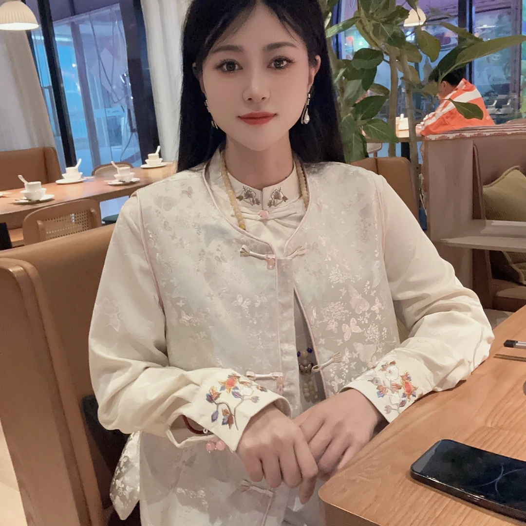 彩蝶 新中式气质复古立体色彩浮光蝴蝶圆领时尚马甲