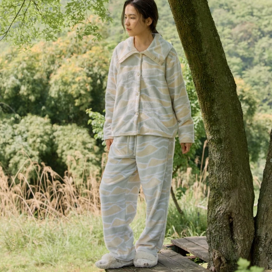 朵朵可可·252-151女秋冬季加绒珊瑚绒长袖睡衣套装