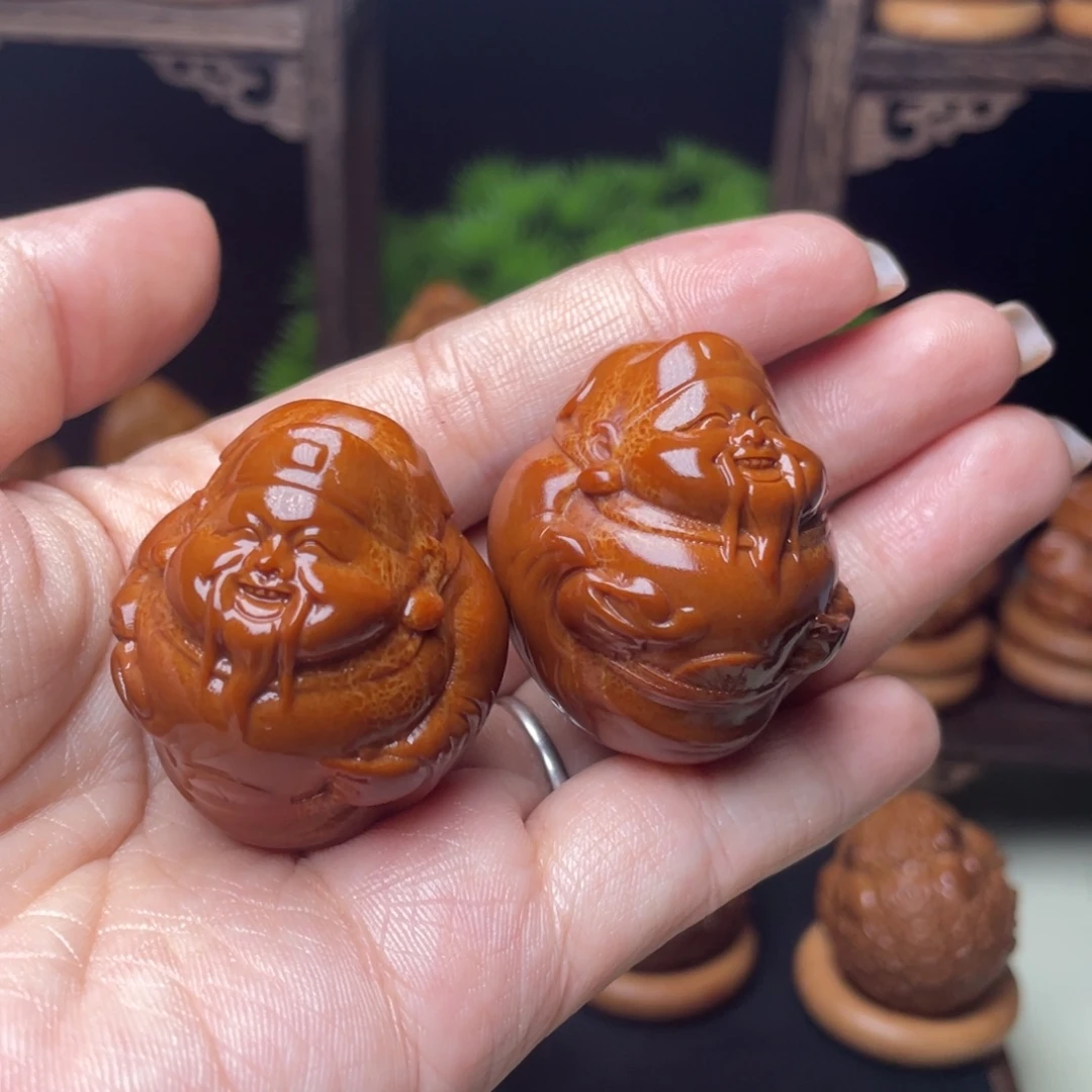 用***3橄榄核吊坠财神手球3.3