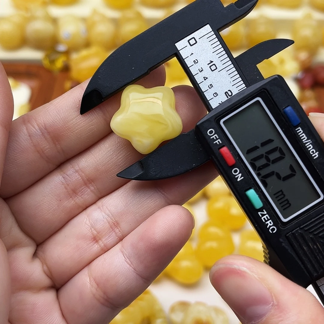 蜜蜡未镶嵌裸石天然