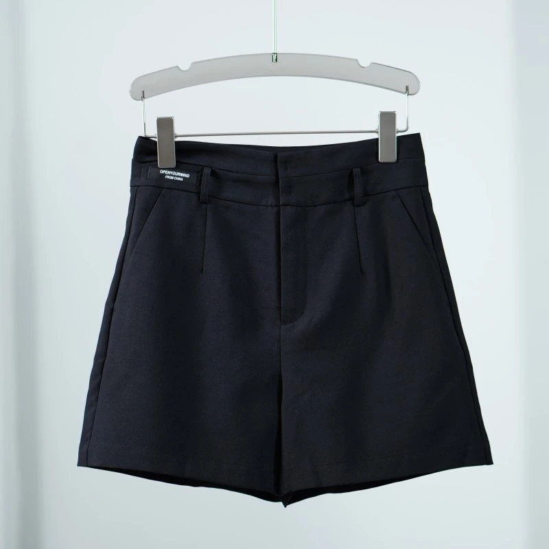【三C・伊】Y153-1  女装夏季简约高腰短裤黑色Y22210414K40