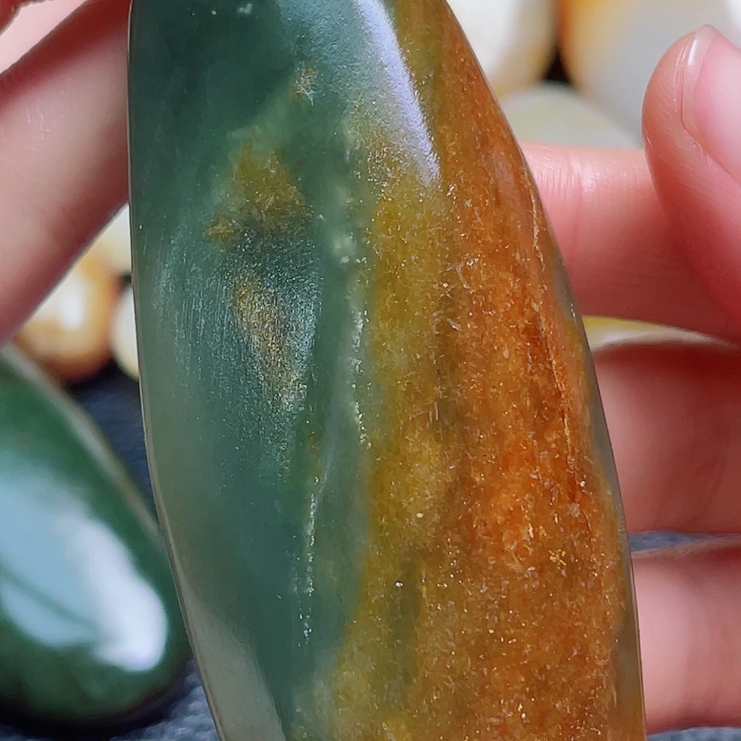 和田玉未镶嵌珠宝奇石