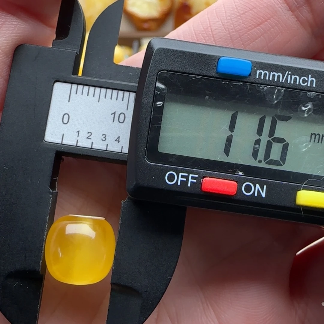 蜜蜡未镶嵌裸石橘红老型