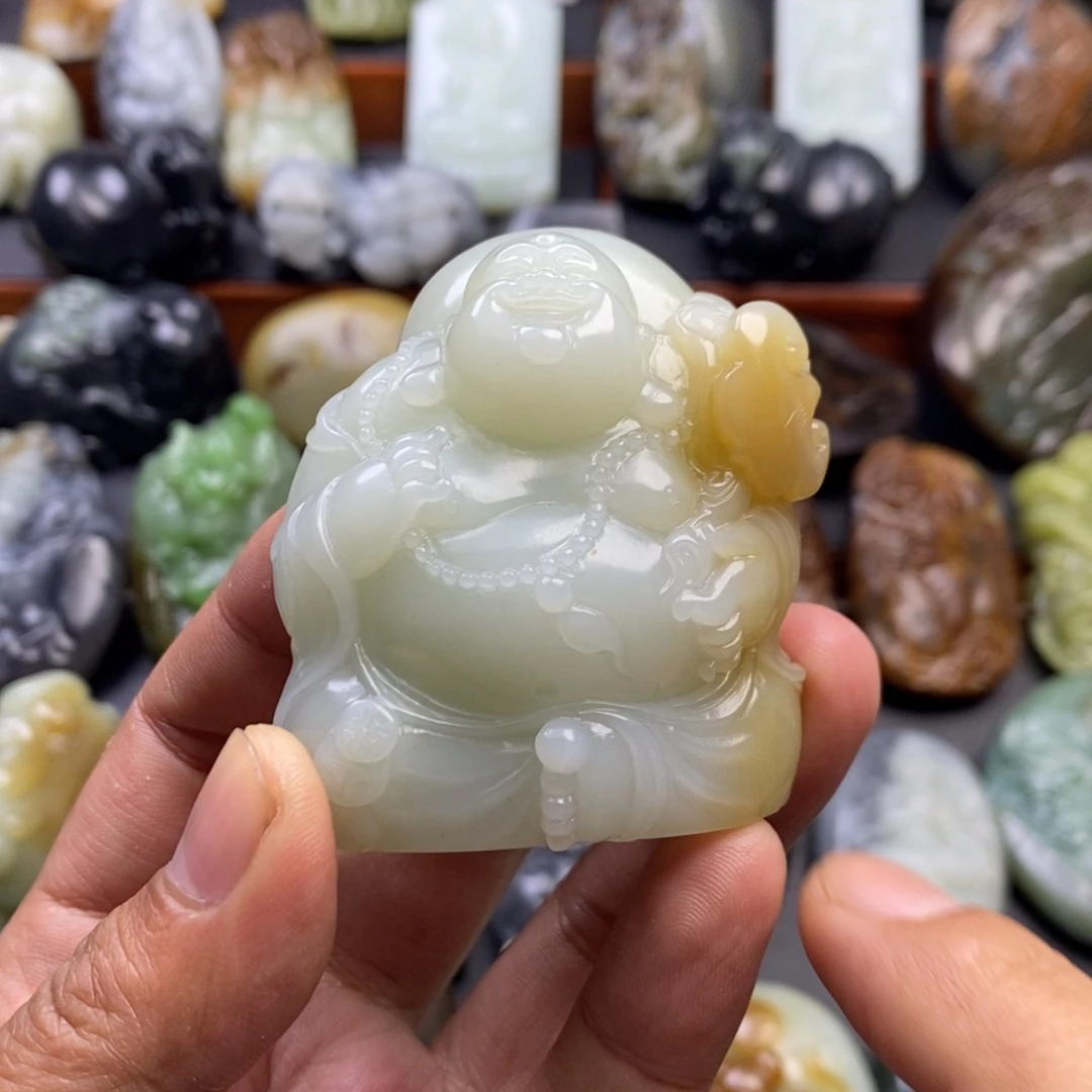 小***雨和田玉未镶嵌挂件