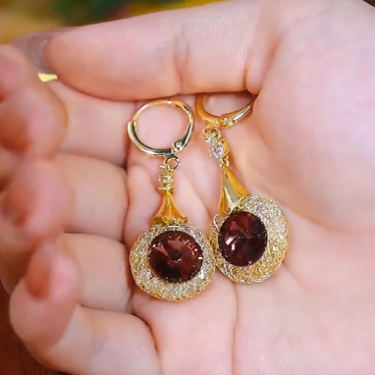 铜合金锆石耳饰 独特气质耳环女2025新款耳钉轻奢高级感小众耳饰