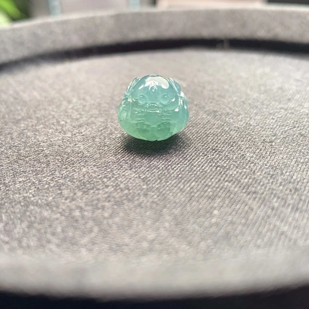 翡翠未镶嵌手链卡13左右九尾狐雕刻珠